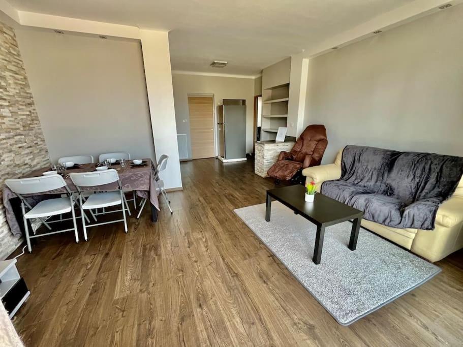 Appartement Paisible Face Au Stade Velodrome Marseille